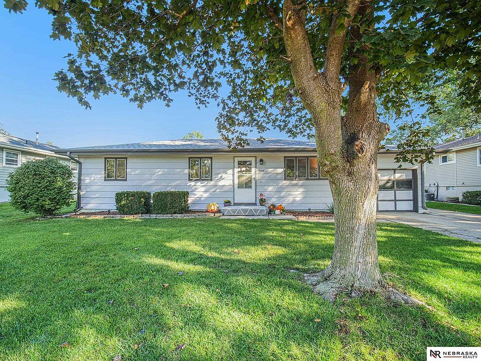 908 F St, Eagle, NE 68347 Zillow
