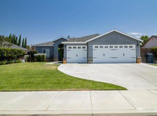 1306 Tara Ct, Tehachapi, CA 93561