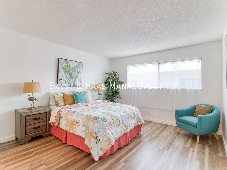 5500 Ackerfield Ave #307 — Photo 12