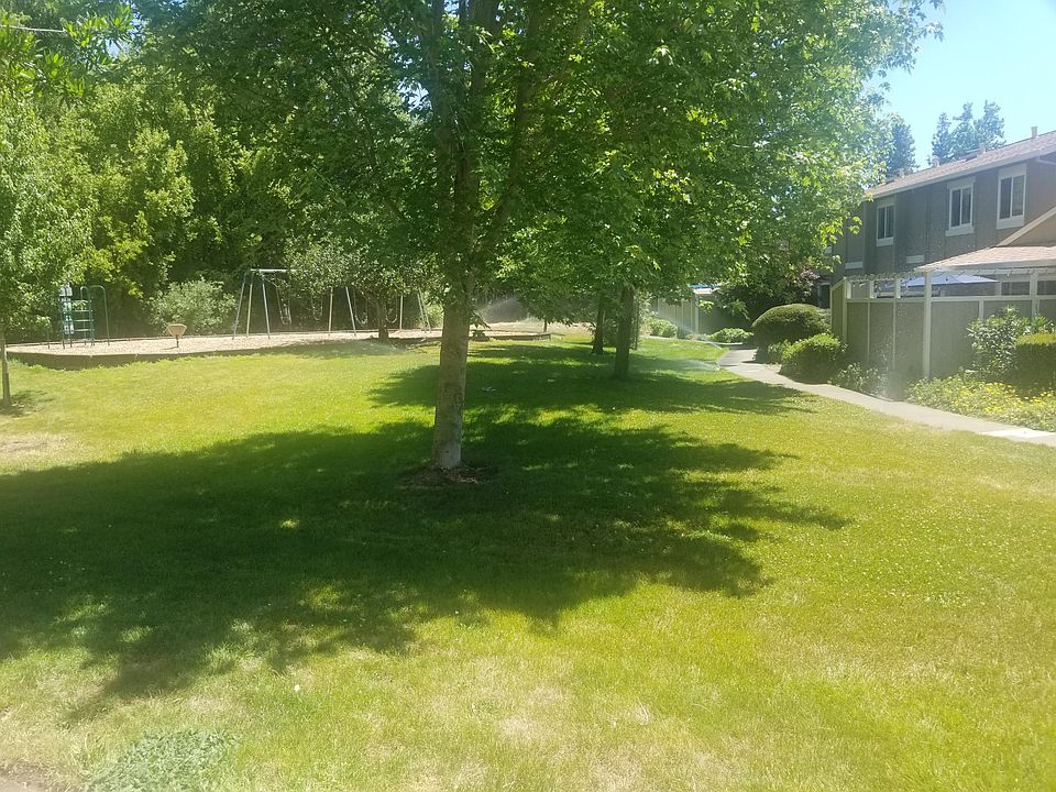 1st image of 118 Oliva Ct #F