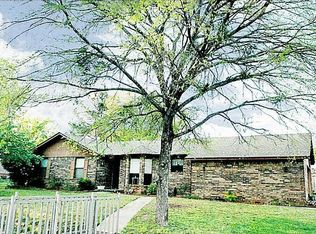 240 E Lincoln St, Greenwood, AR 72936
