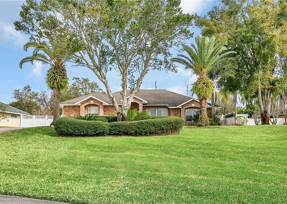 1st image of 93 Rosehill Crescent Ct