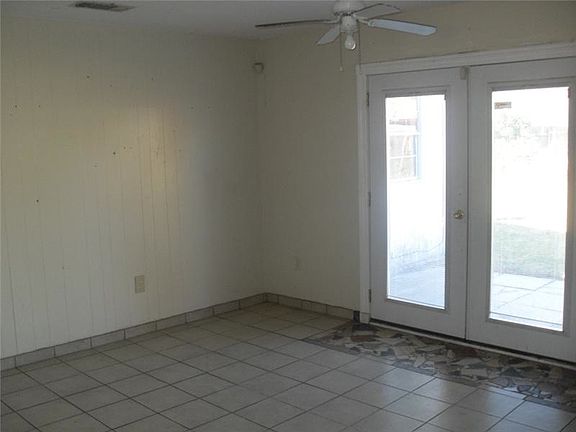 5th image of 2980 Skidmore Dr