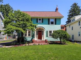 34 Hoover Rd, Rochester, NY 14617