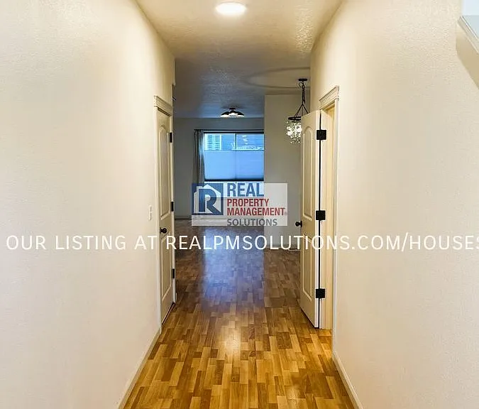 6412 SE Tolman St — Photo 5
