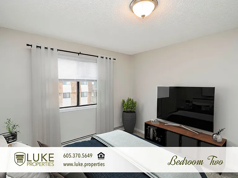 401 S Sycamore Ave #303 — Photo 11