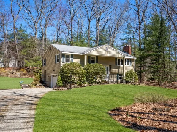 155 Kelly Rd, Northbridge, MA 01534