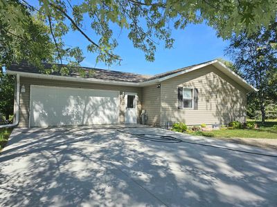 E928 S River Rd, Iola, WI, 54945