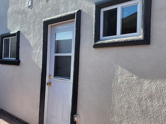 3rd image of 6013 Meridian Ave #4