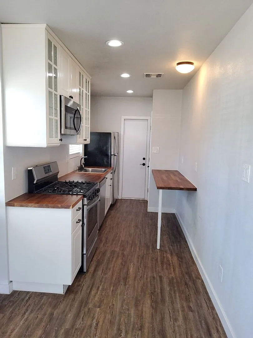4248 N 12th St — Photo 2