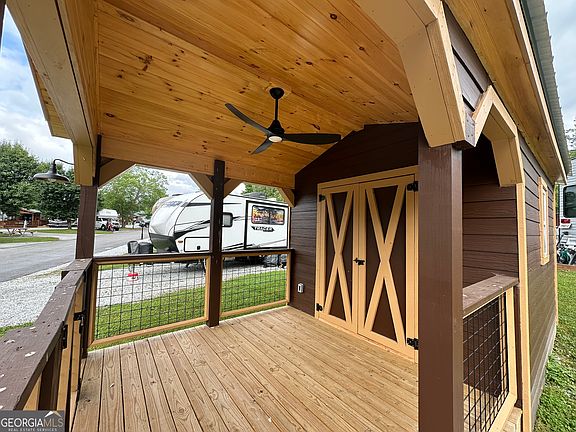 5th image of 41 Monaco Ln