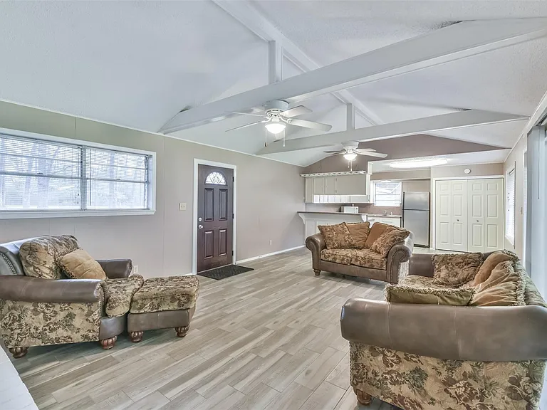 23807 Red Oak Dr — Photo 3