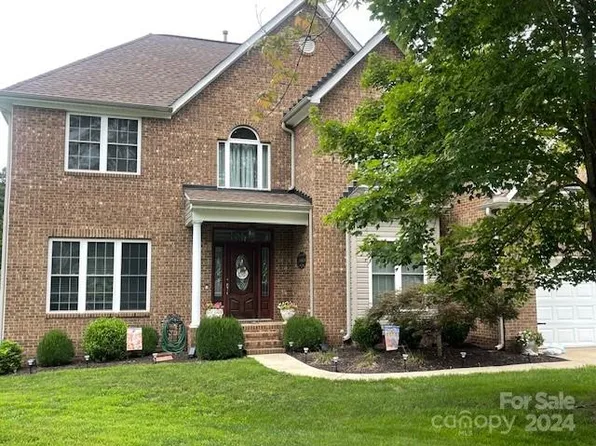 4724 Asherton Pl NW, Concord, NC 28027
