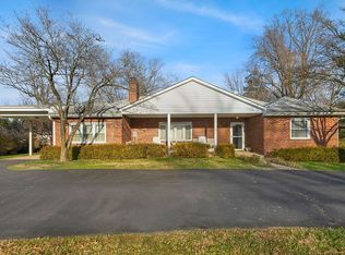 9712 Blake Ln, Fairfax, VA 22031