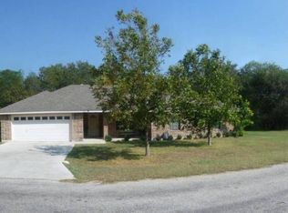 123 High Country Dr, Seguin, TX 78155