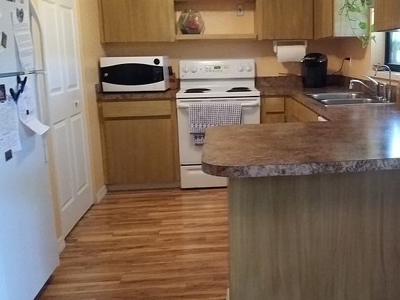 4th image of 10387 Willmington Blvd