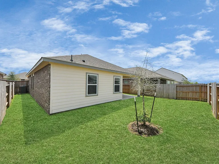 1907 Chiant Grove Ln — Photo 34