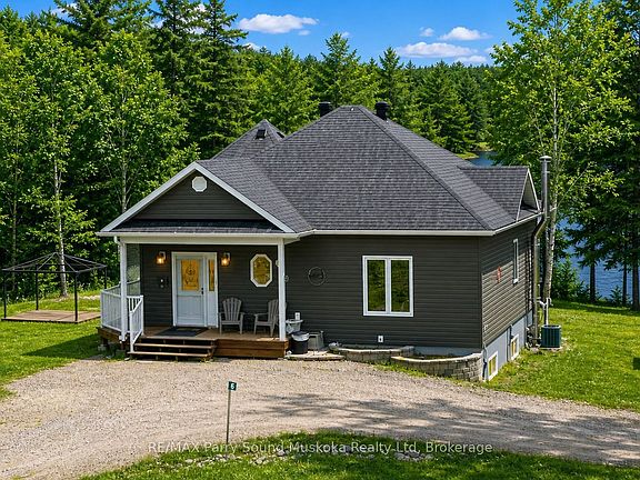 3rd image of 132 Lawson Dr