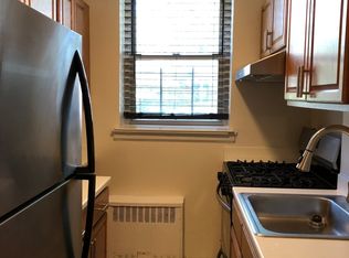 19508 Station Rd APT 1, Flushing, NY 11358