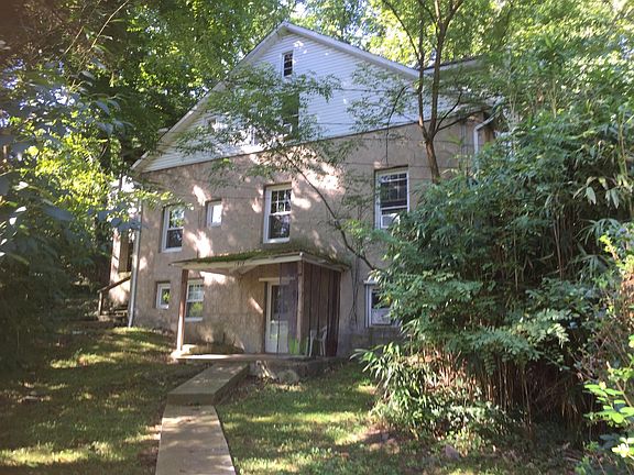 Another side of the 1912 Sulgrave house