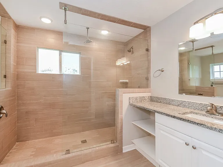 8109 Grampell Dr — Photo 11
