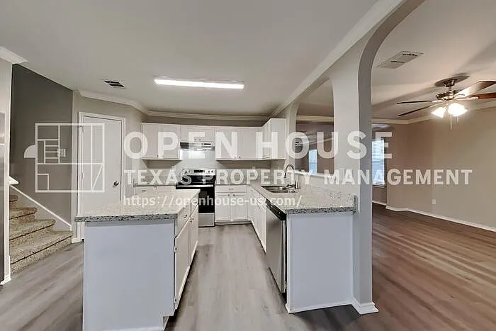 10406 Appaloosa Bay — Photo 5