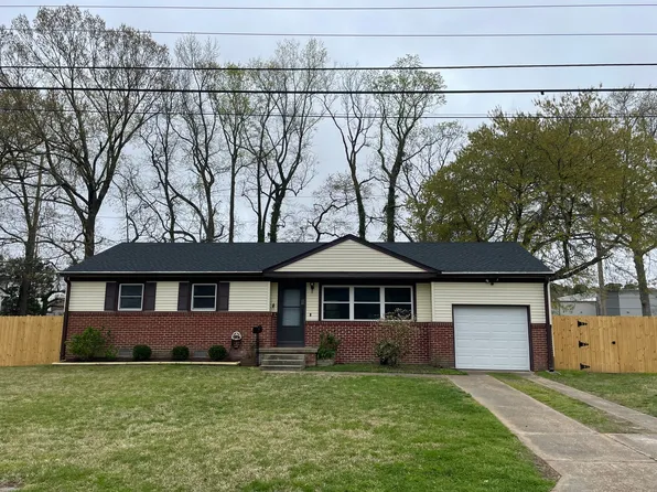 3013 Pinewood Dr, Virginia Beach, VA 23452