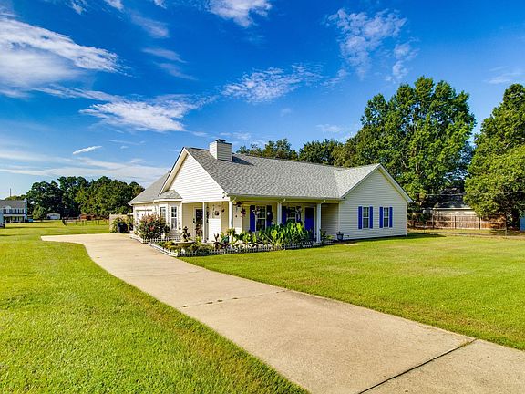 2nd image of 2115 Heath Pond Rd
