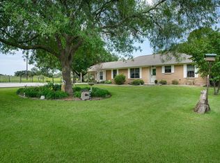 3247 Piano Bridge Rd, Schulenburg, TX 78956