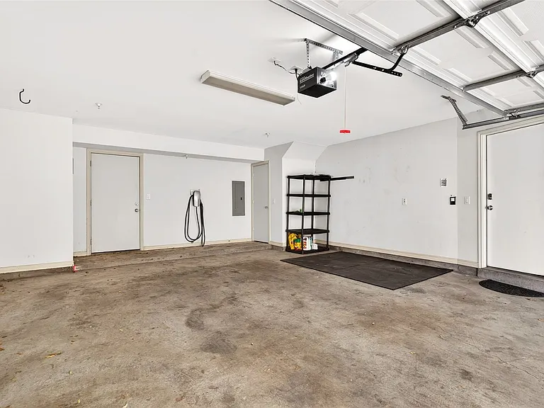 4050 McKinney Ave #12 — Photo 30