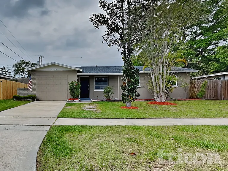 1726 Saint Croix Dr — Photo 1