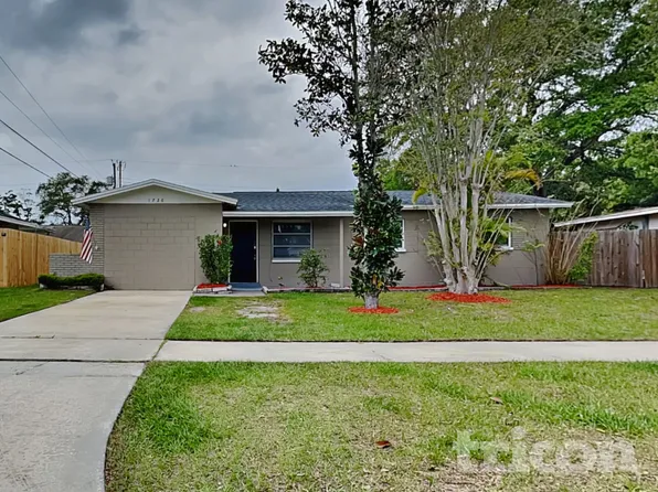1726 Saint Croix Dr, Clearwater, FL 33759
