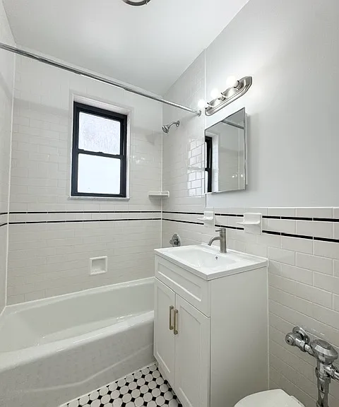 21-14 Crescent St #D6 — Photo 6