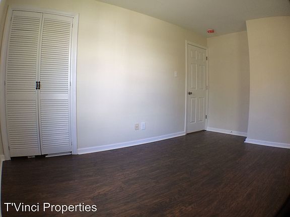 2nd image of 1001 Grayland St #2