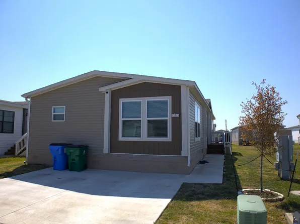 12113 Macedo Dr, Del Valle, TX 78617