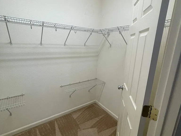 614 Mosburg Loop — Photo 13