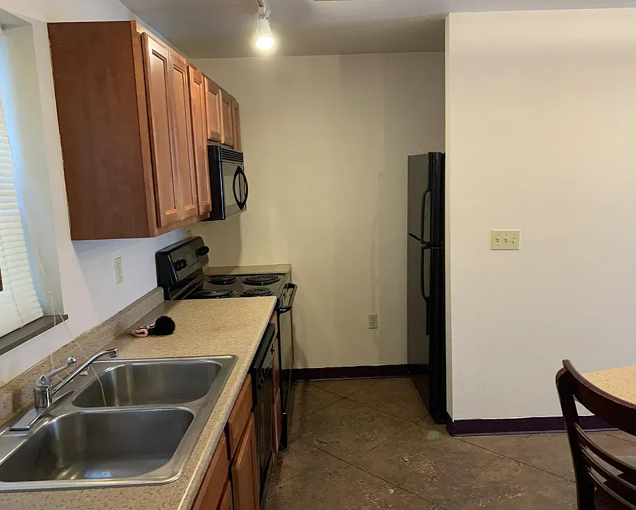 712 West High Street - 1 — Photo 3