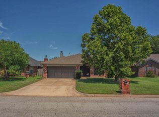 8424 Pinewood Dr, Oklahoma City, OK 73135