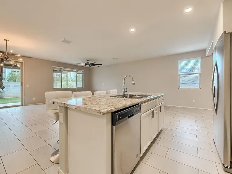 1754 E Grenadine Rd — Photo 12