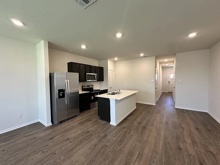 634 White Ash Dr — Photo 6