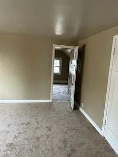 2 bed, 1.0 bath, $925 — Photo 2
