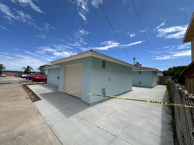 434 8th St — Photo 3