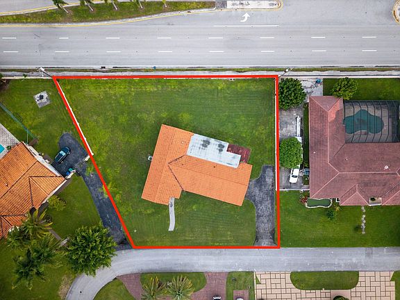 2nd image of 8230 SW 87th Terrace
