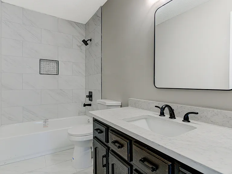 7801 Autumn Creek Dr — Photo 17