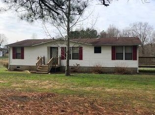 529 Radio Rd, South Hill, VA 23970