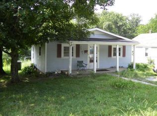 507 Stephens St, Lawrenceburg, TN 38464