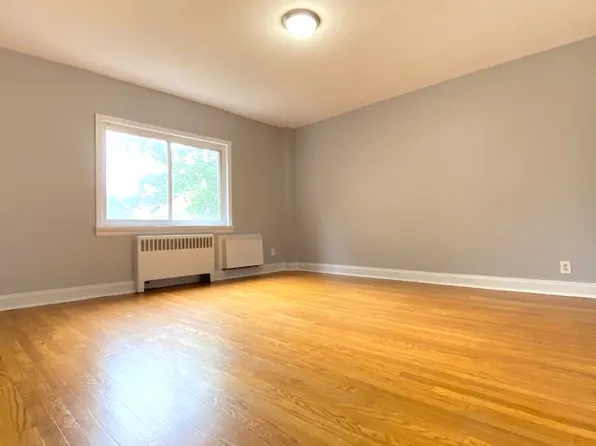 (undisclosed Address), Yonkers, NY 10710