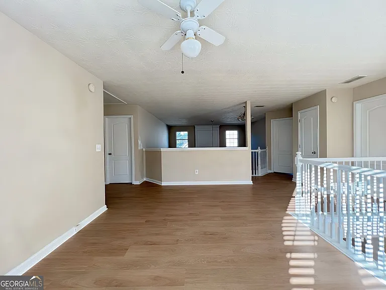 2751 Spence Ct — Photo 31