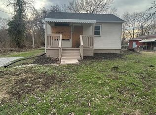 110 Kinder St, Cahokia, IL 62206