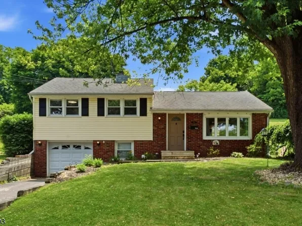 708 Franklin St, Belvidere Twp., NJ 07823